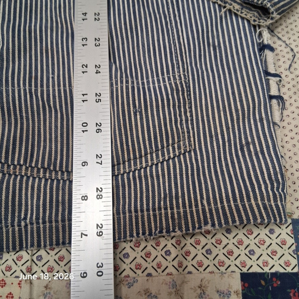 Vintage 1970s Oshkosh B Gosh Hickory Stripe Chore Coat Size 44 Large Railroad - Picture 13 of 14